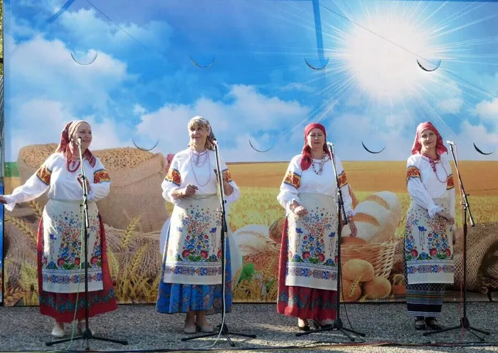 Садовка праздничная программа
